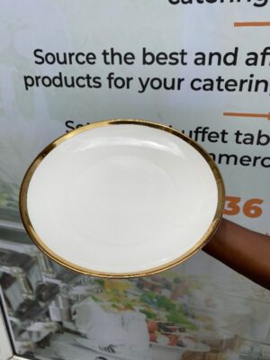 Round gold plates