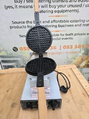Single waffle machine
