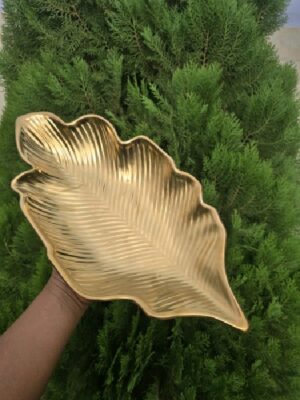 Leaf gold bowl