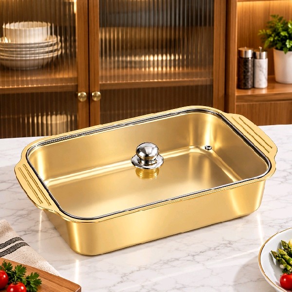 Square Bowl with Lid 01