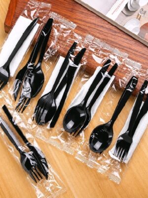 Cutlery with Tissue (100pcs) Cutlery with Tissue (100pcs)