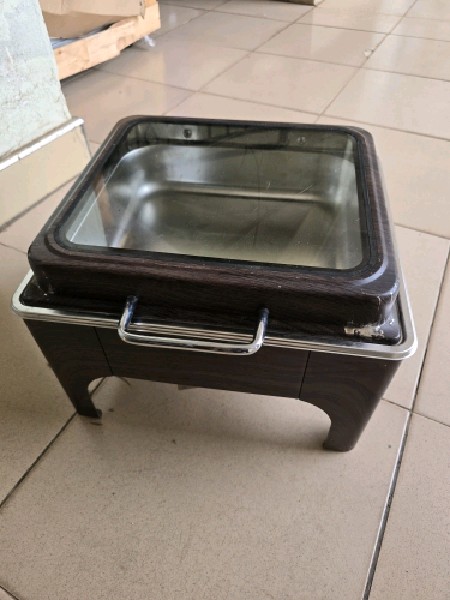 Brown dish